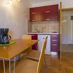 Romantisches Studio-apartment Nur Sagenhafte 50 Meter Vom Sandstrand Entfernt Apartment Crikvenica