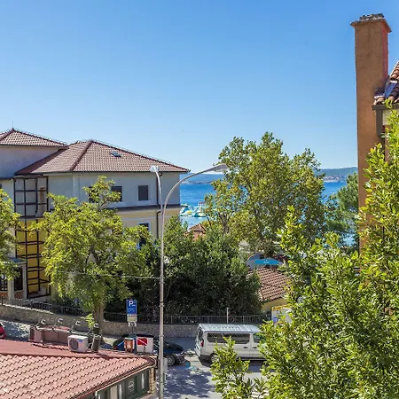 Apartment Romantisches Studio-apartment Nur Sagenhafte 50 Meter Vom Sandstrand Entfernt