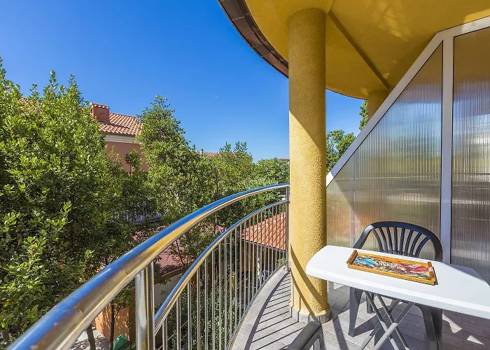 Romantisches Studio-apartment Nur Sagenhafte 50 Meter Vom Sandstrand Entfernt Apartment